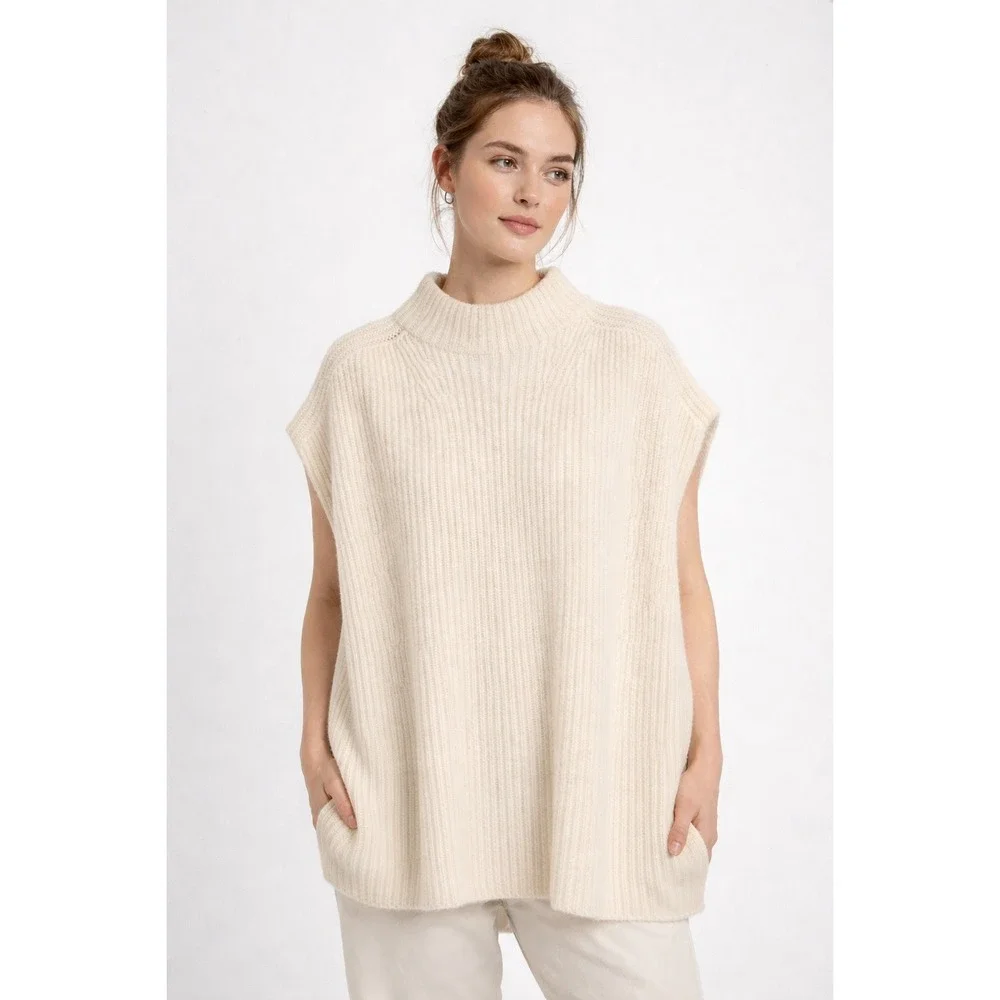 Banana Republic Oversized Sweater Vest M/L Cream Mock‎ Neck Cashmere Merino Wool